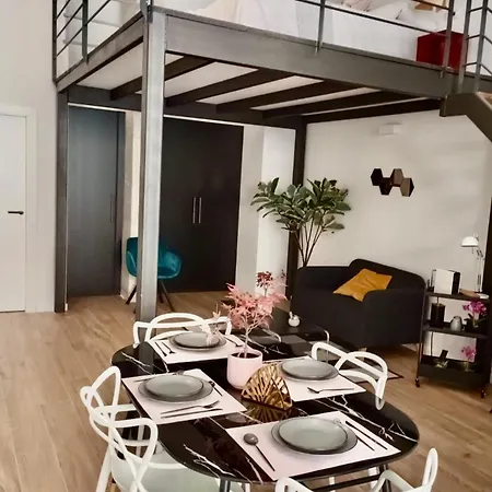 Lägenhet Stylish Loft In Vibrant *