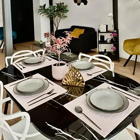 Lägenhet Stylish Loft In Vibrant